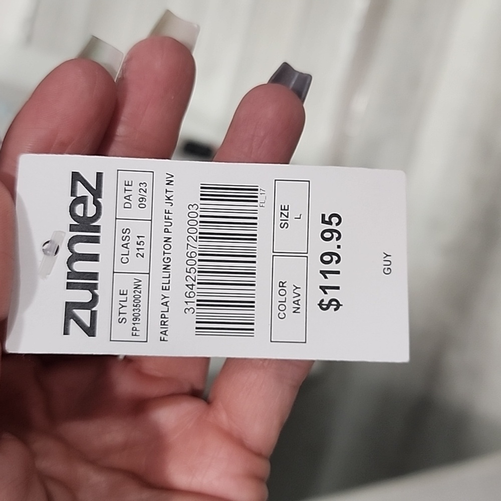 Nice Winter Jacket - image 2